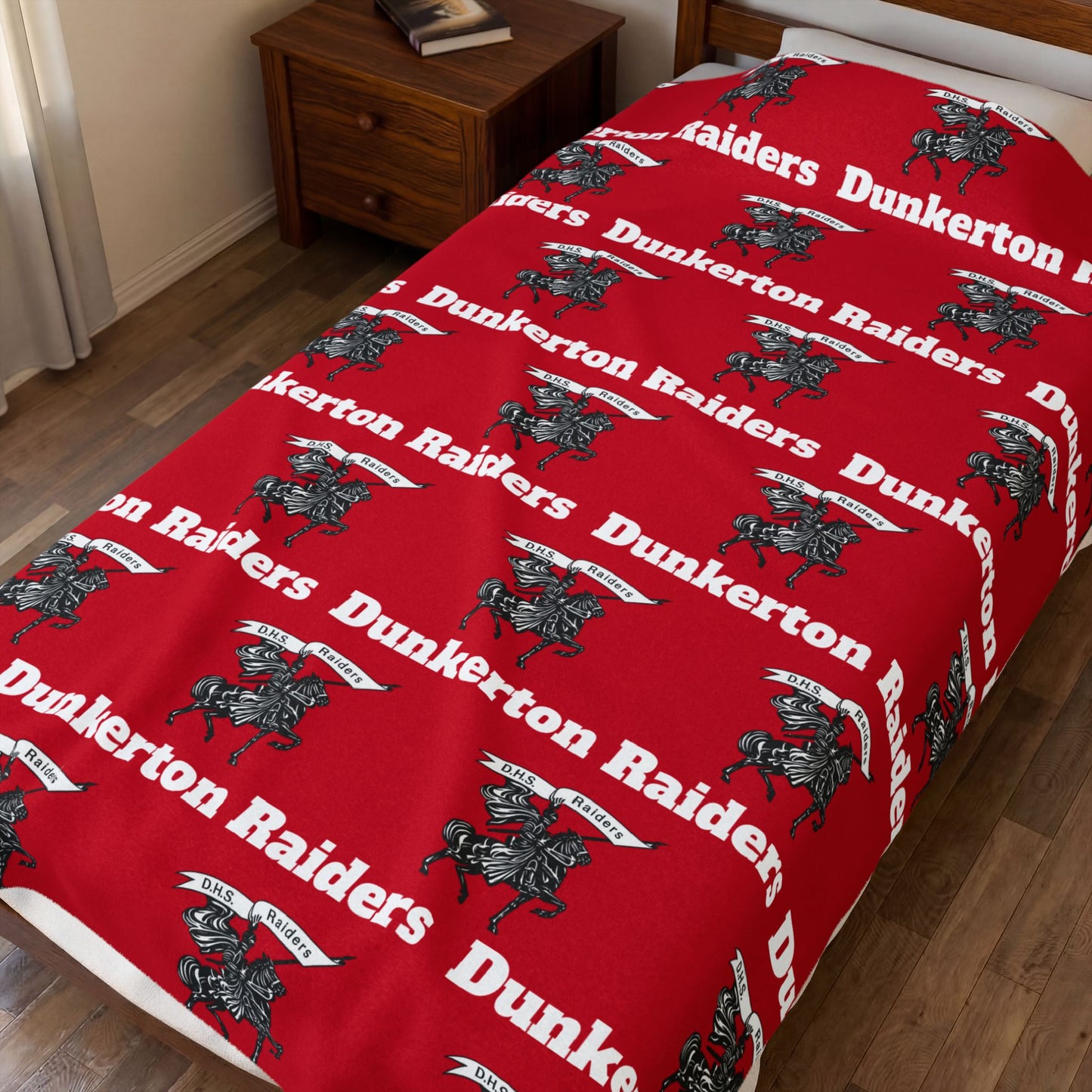 Dunkerton Raiders Vintage - Velveteen Plush Blanket
