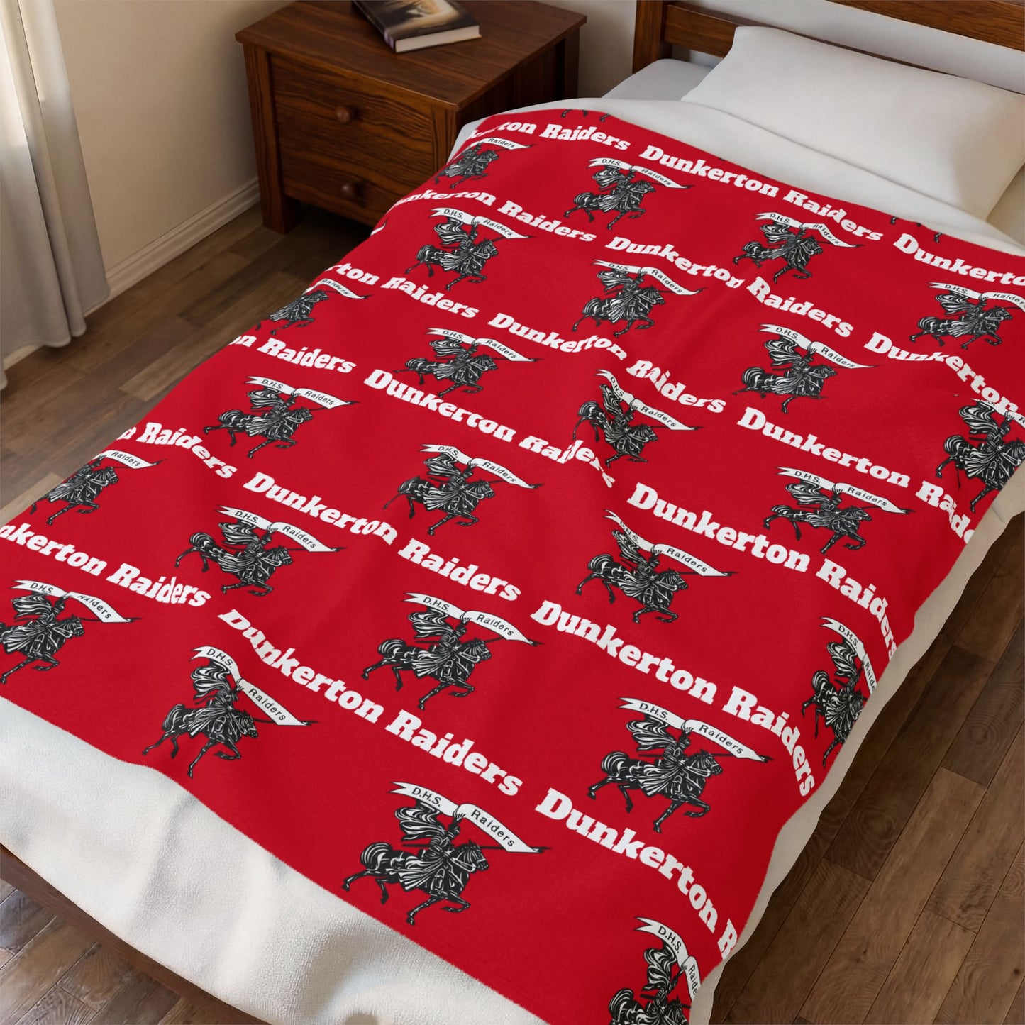 Dunkerton Raiders Vintage - Velveteen Plush Blanket